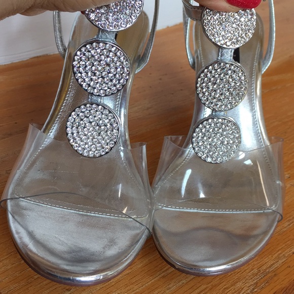Nina triple strappy crystal medallion/Lucite heels - Picture 4 of 8